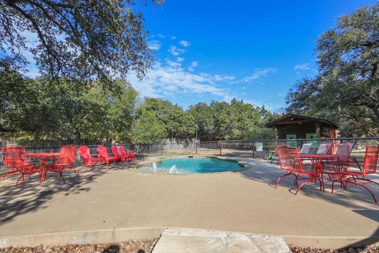 Wimberley Log Cabins Resort And Suites- Unit 8 Extérieur photo